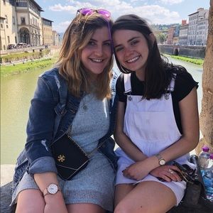 Meet your Posher, Amy